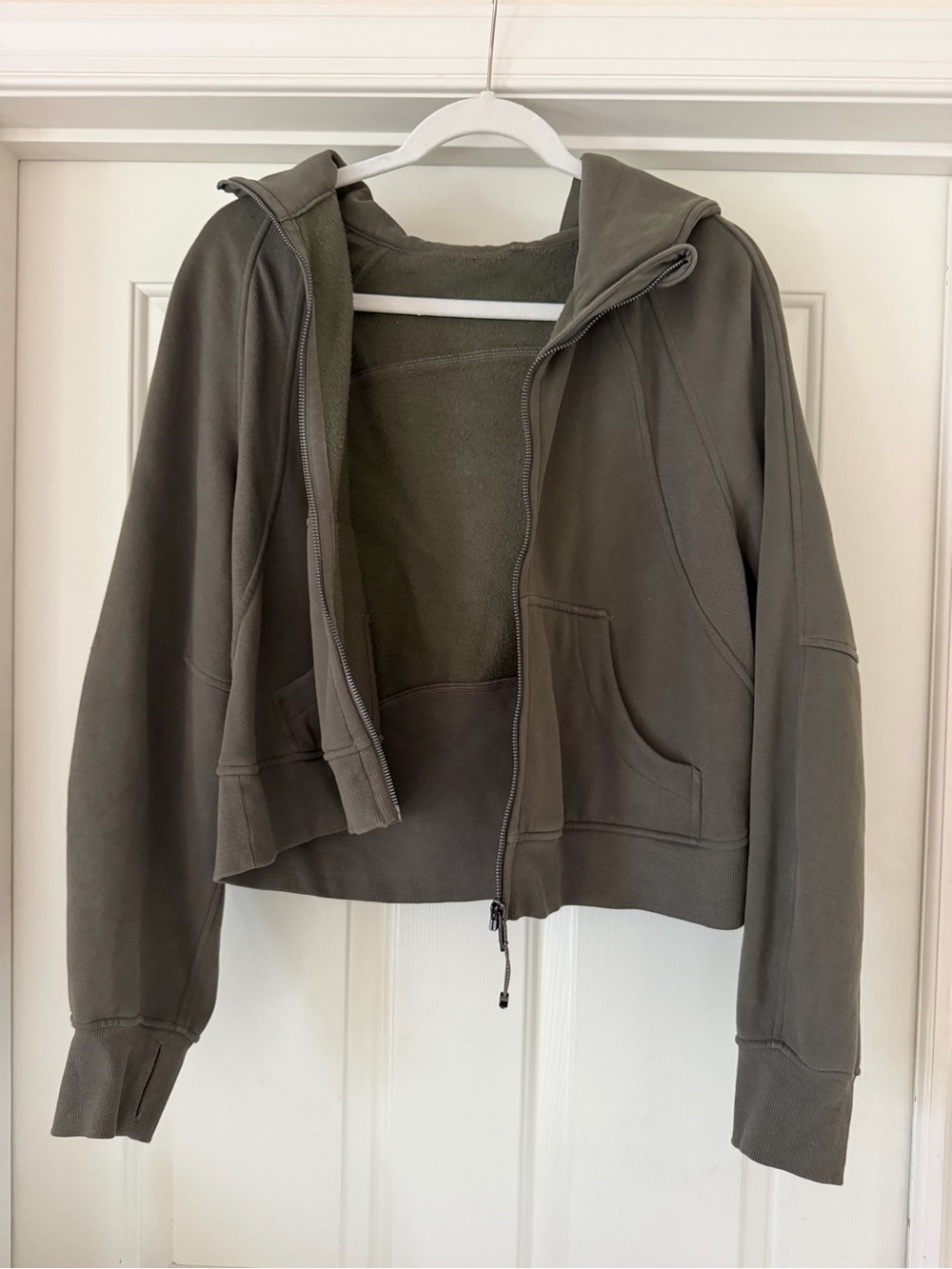 Women's Cropped Hooded Zip Jacket - Olive